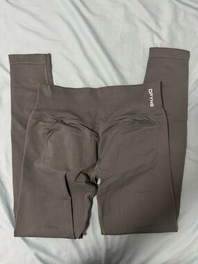 DFYNE Impact Leggings in Pistachio